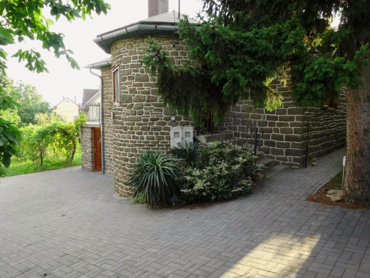 Laszlo Apartman Lägenhet Tihany Exteriör bild